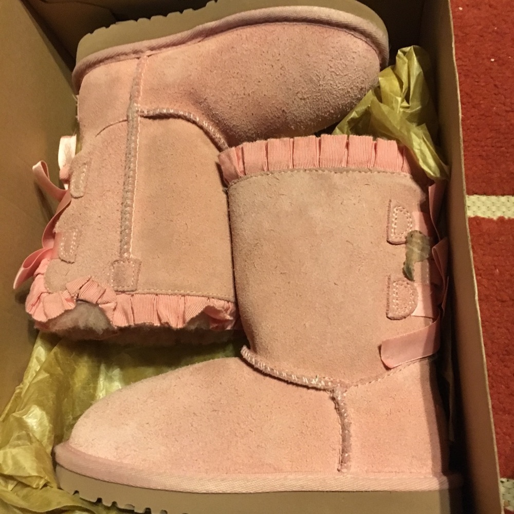Precious pink toddler size 10 boots